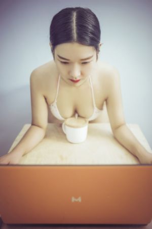 破苞xxxx出血videos_HD免费在线播放